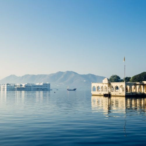 Lake Pichola Boat Ride Udaipur